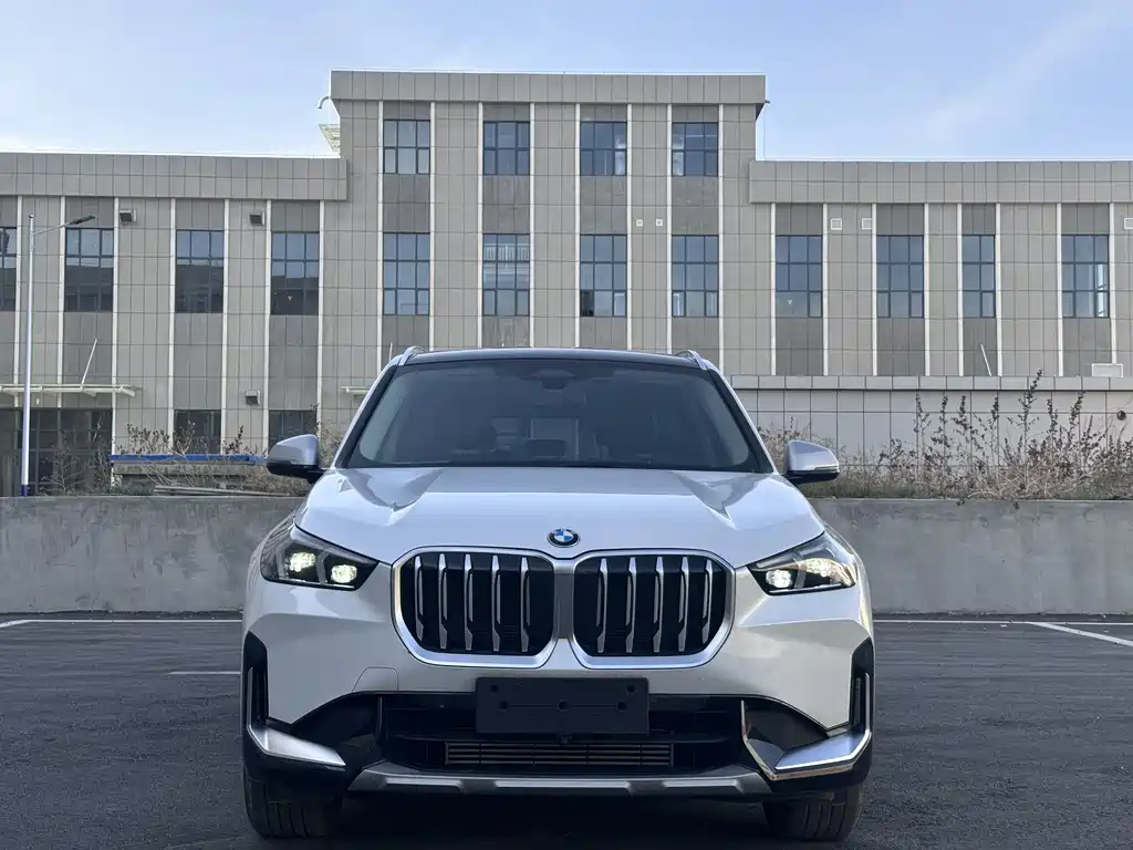 BMW X1 2023 — фото 2