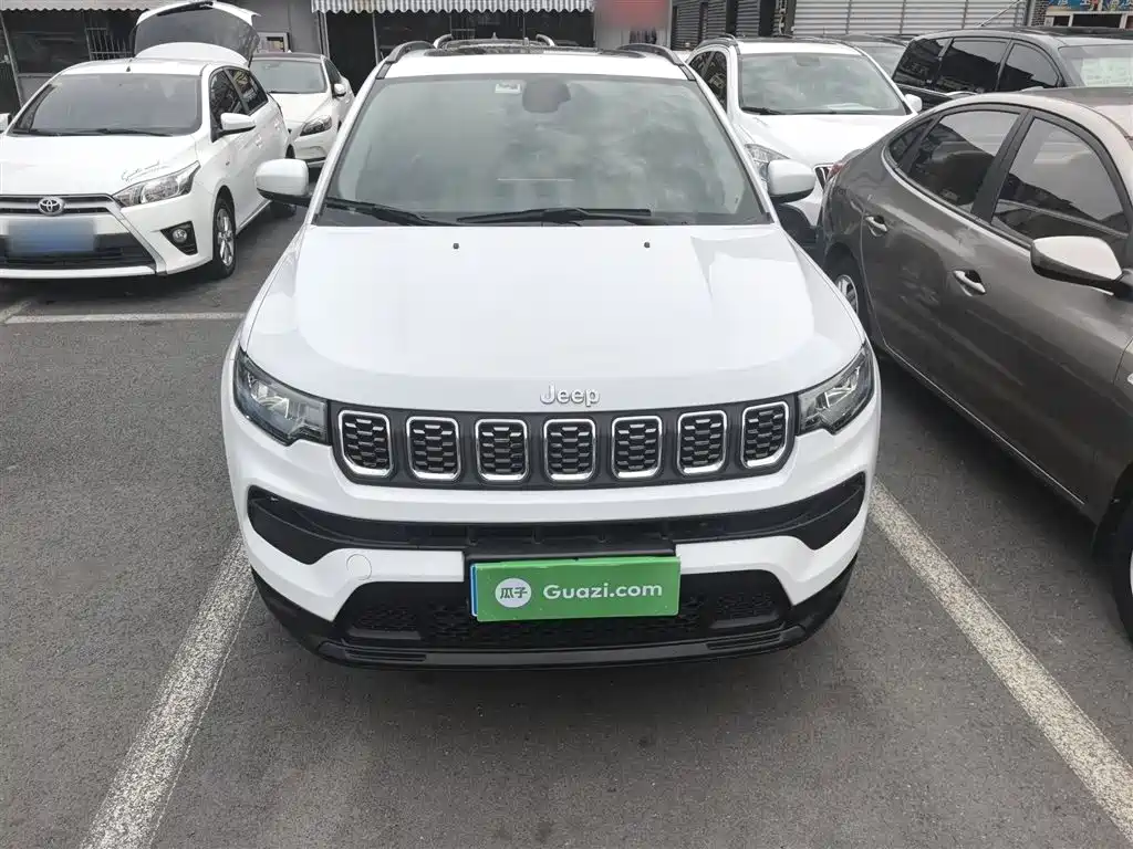 Jeep Compass 2021 — фото 3