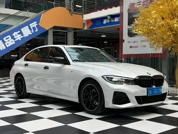BMW 3 Series 2021