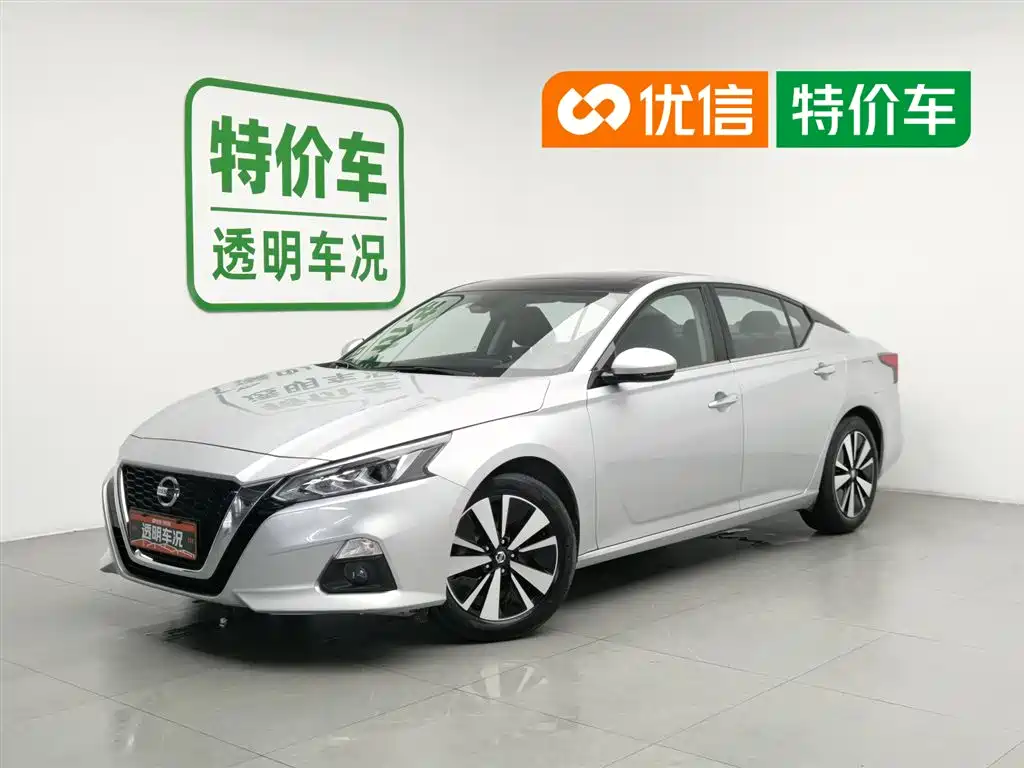 Nissan Teana 2022