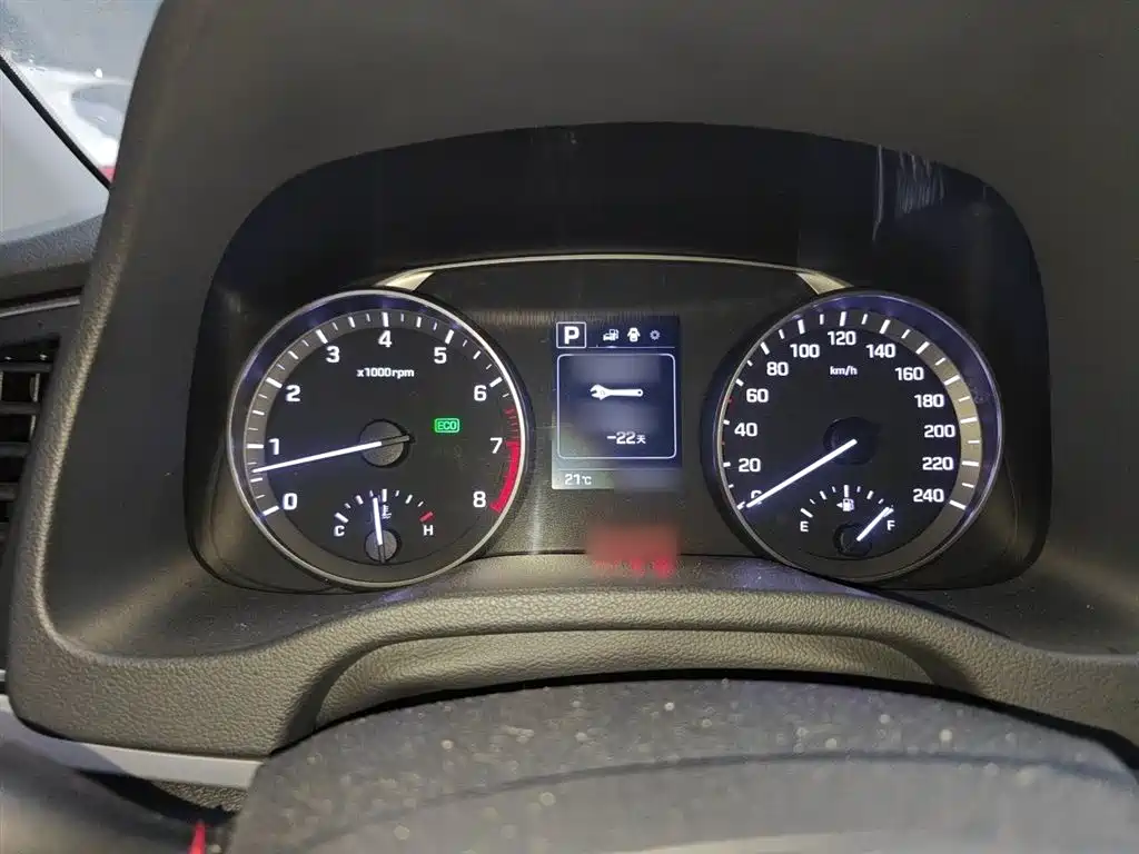 Hyundai Elantra 2018 — фото 4