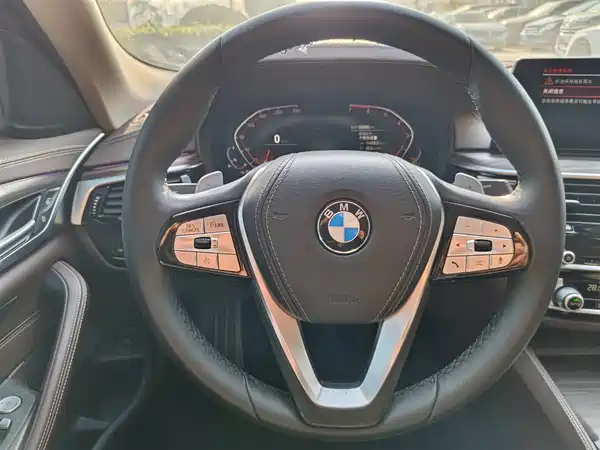 BMW 5 Series 2020