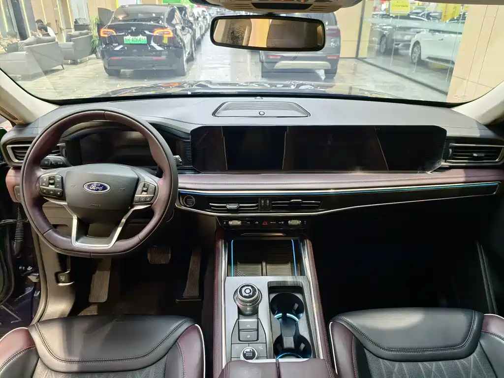 Ford Explorer 2023 — фото 10