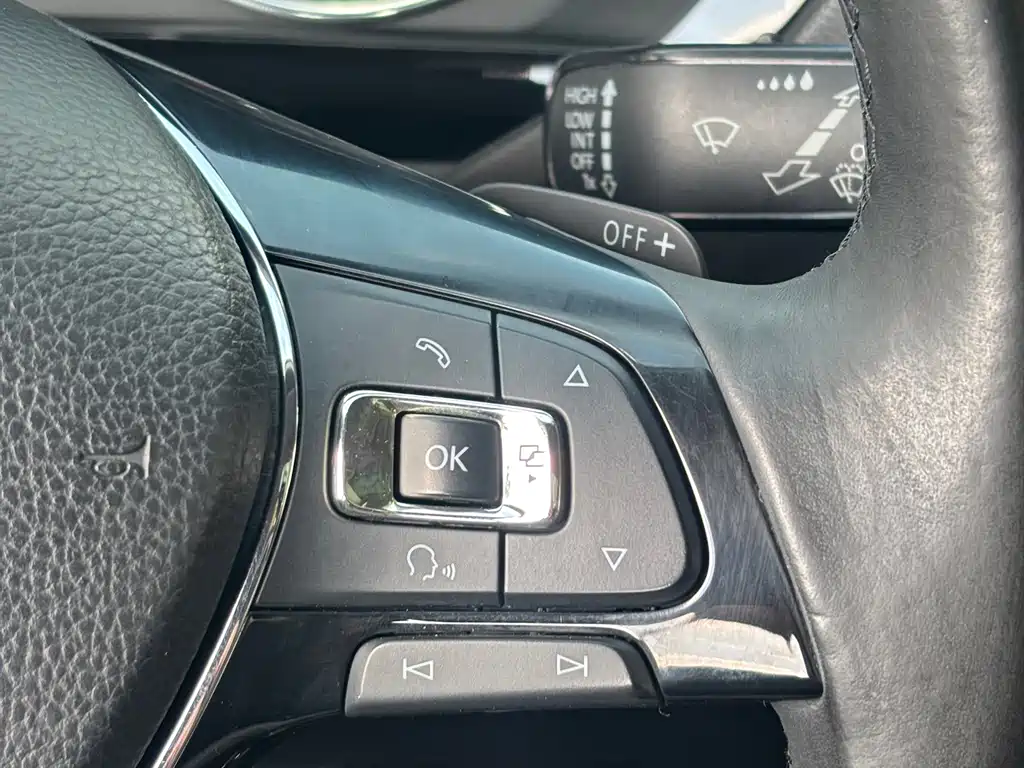 Volkswagen Tiguan L 2017 — фото 14