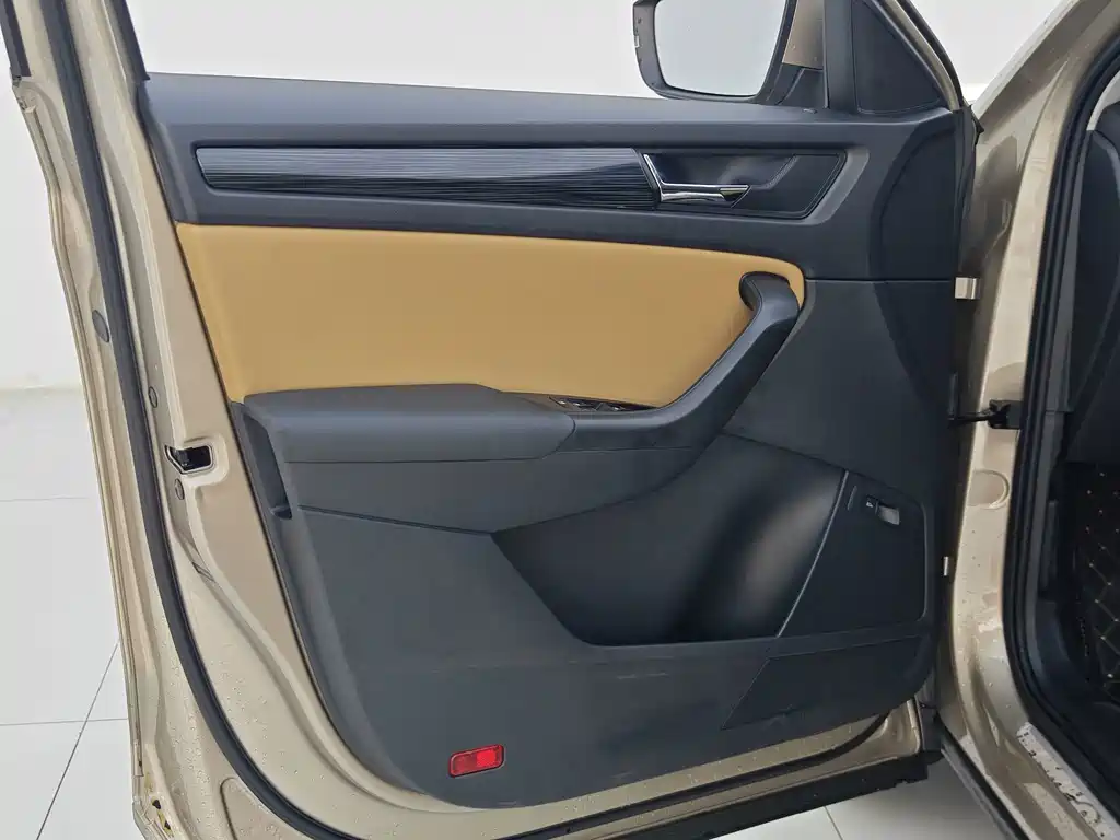 Skoda Kodiak GT 2019 — фото 22