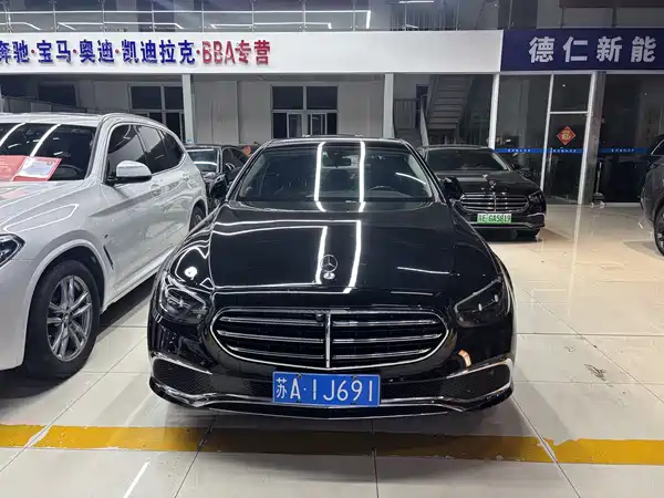 Mercedes-Benz E-Class 2023
