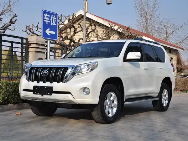 Toyota Prado 2016