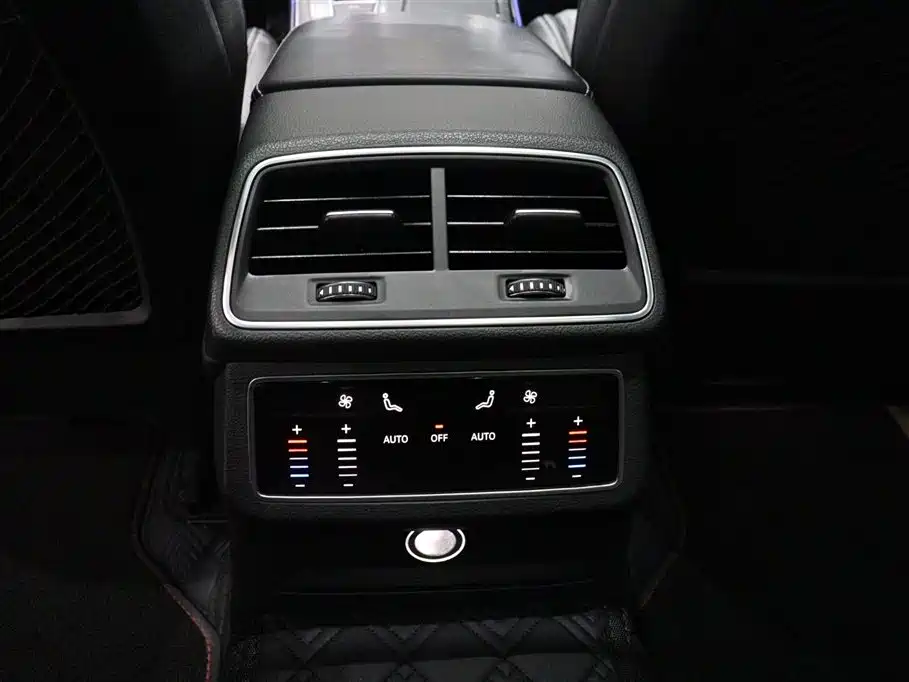 Audi A6L 2022 — фото 10