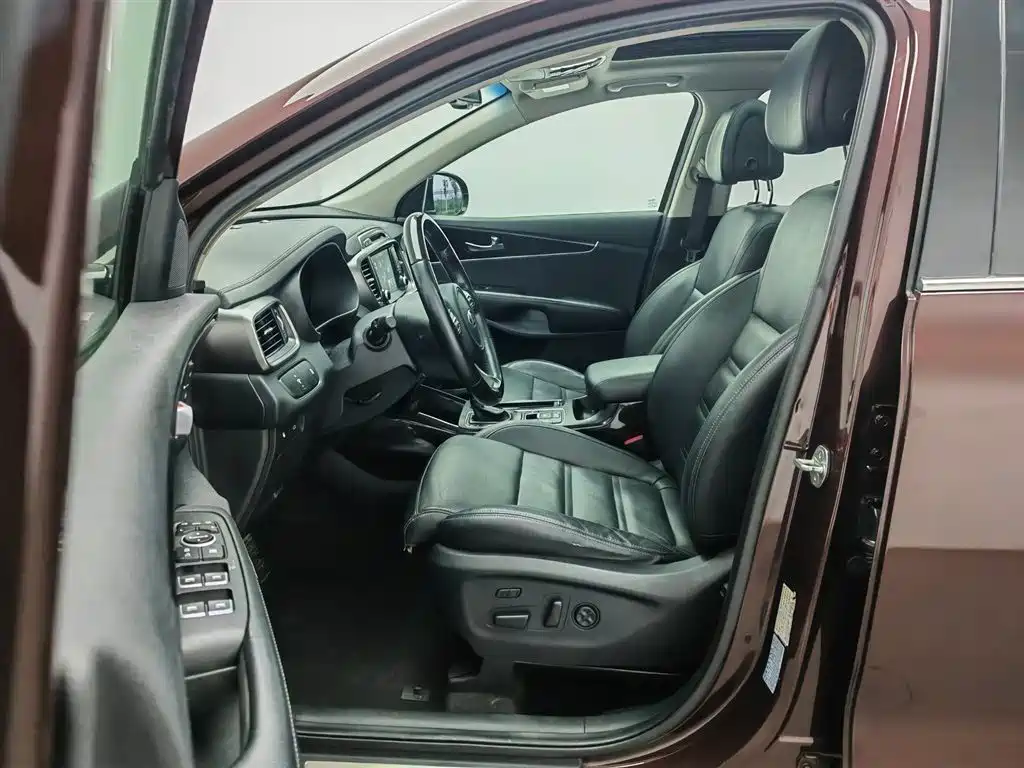 Kia Sorento 2015 — фото 10