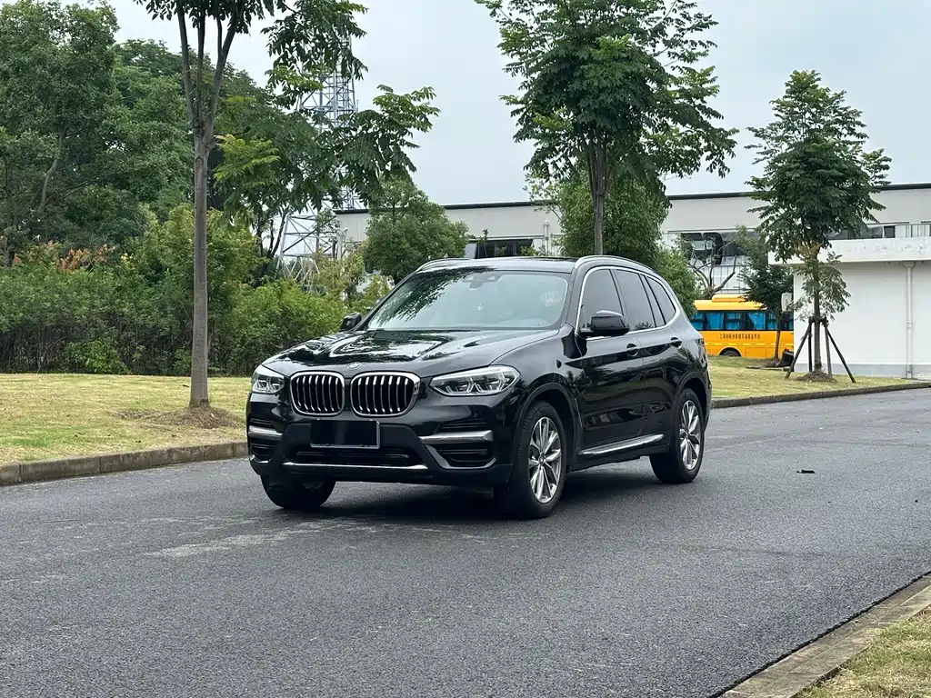 BMW X3 2021