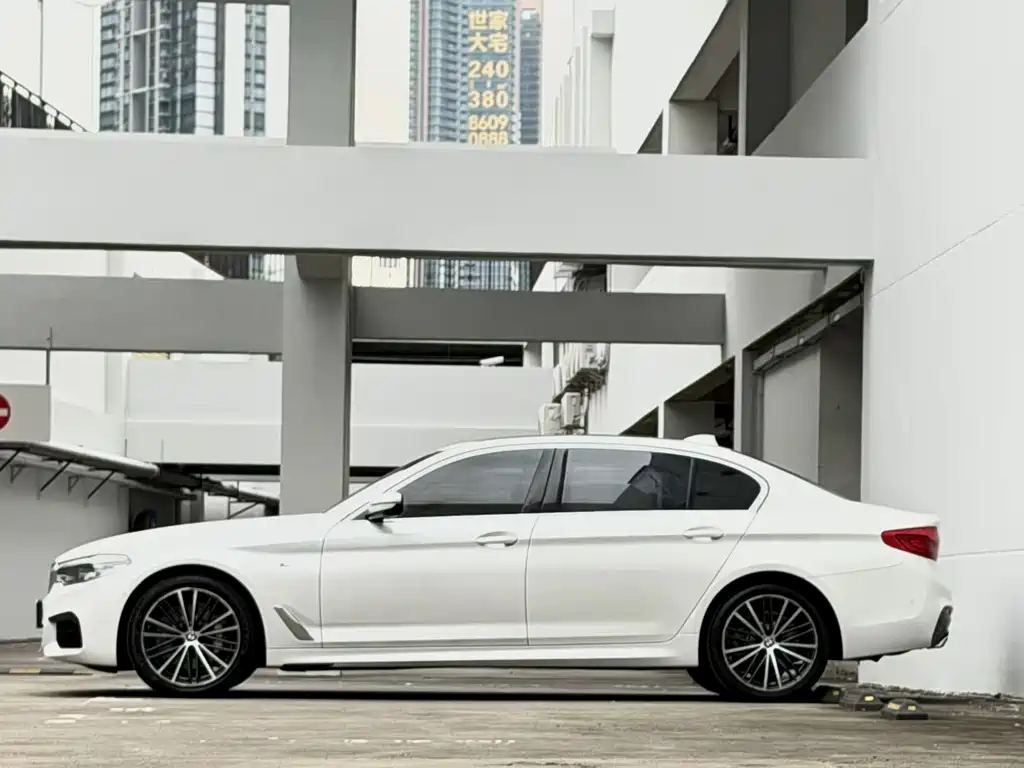 BMW 5 Series 2020