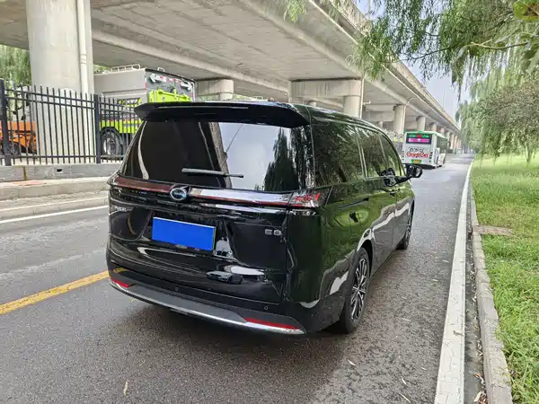 GAC Trumpchi E8 PHEV 2024