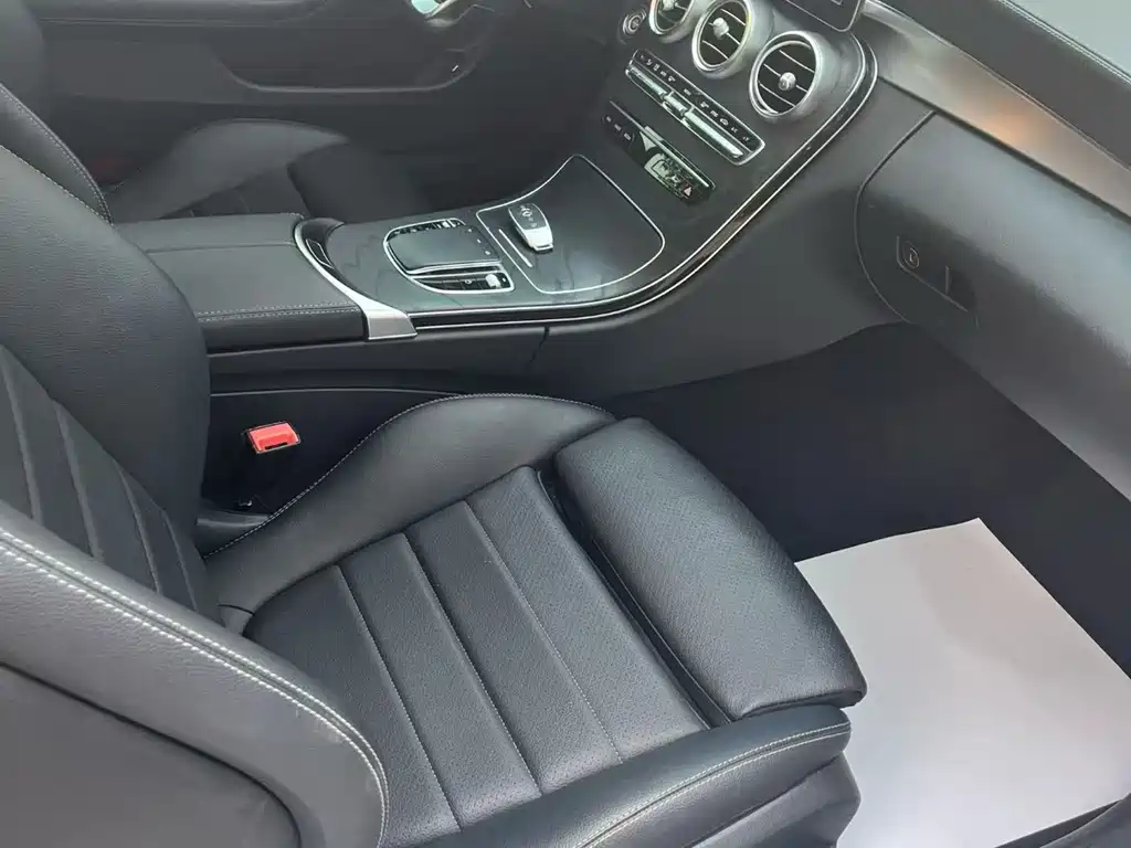 Mercedes-Benz C-Class 2019 — фото 2