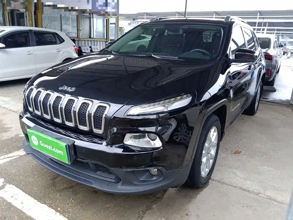 Jeep Cherokee 2017 — фото 2