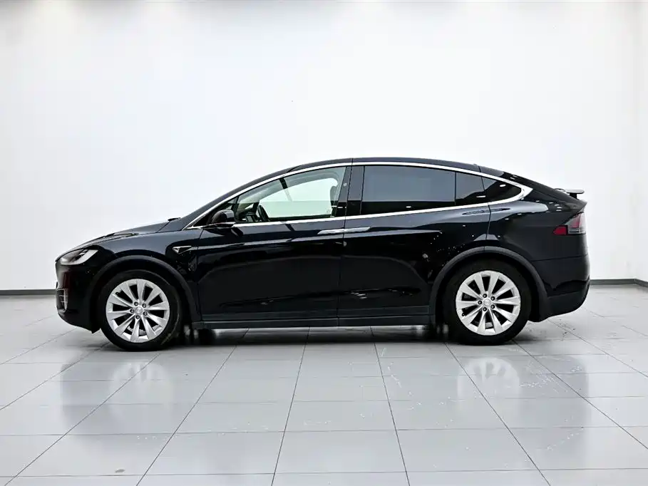 Tesla Model X 2017