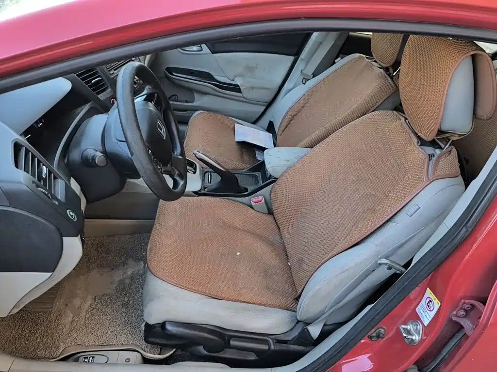 Honda Civic 2015 — фото 11