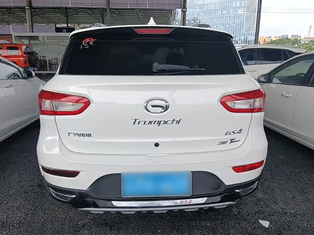 GAC Trumpchi GS4 2016 — фото 6
