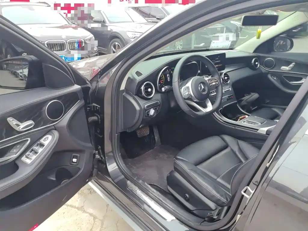 Mercedes-Benz C-Class 2020 — фото 16