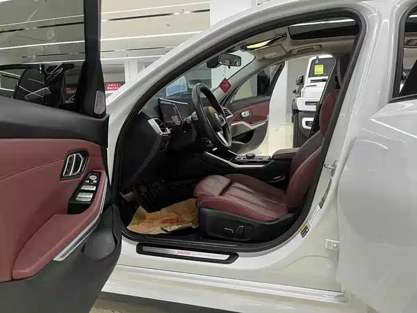 BMW i3 2023