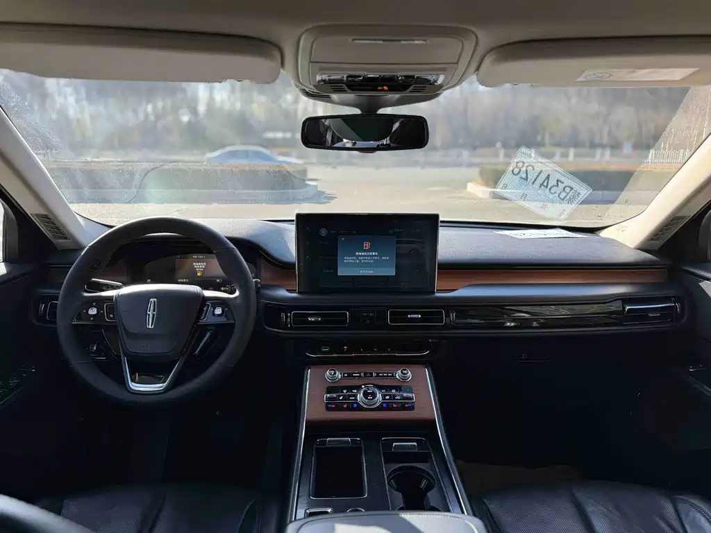 Lincoln Aviator 2020 — фото 10