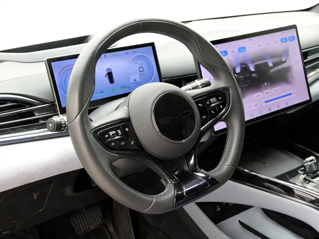 BYD Seal 2023 — фото 12