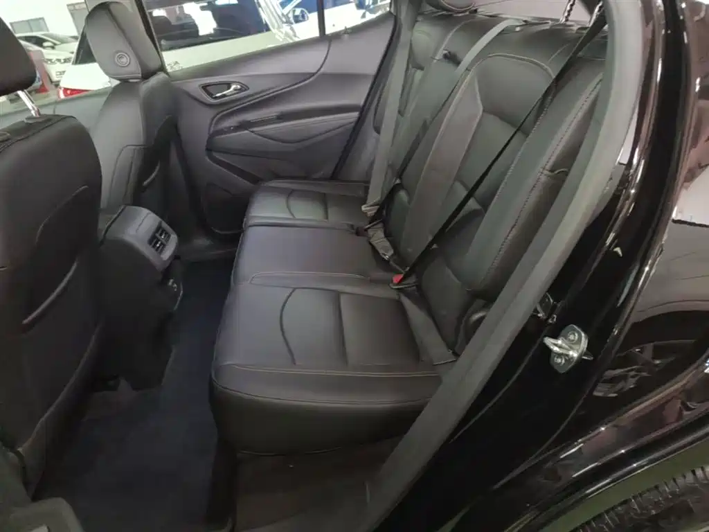Chevrolet Equinox 2020 — фото 17