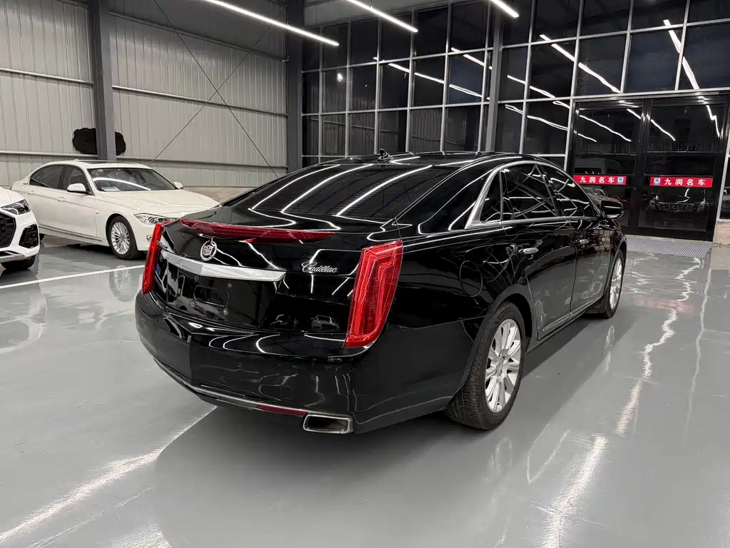 Cadillac XTS 2014 — фото 13