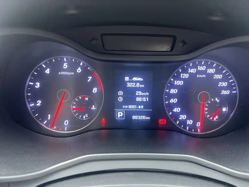 Hyundai Veloster 2017 — фото 14