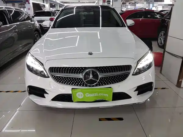 Mercedes-Benz C-Class 2021