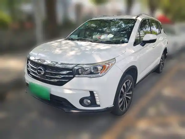 GAC Trumpchi GS4 2015