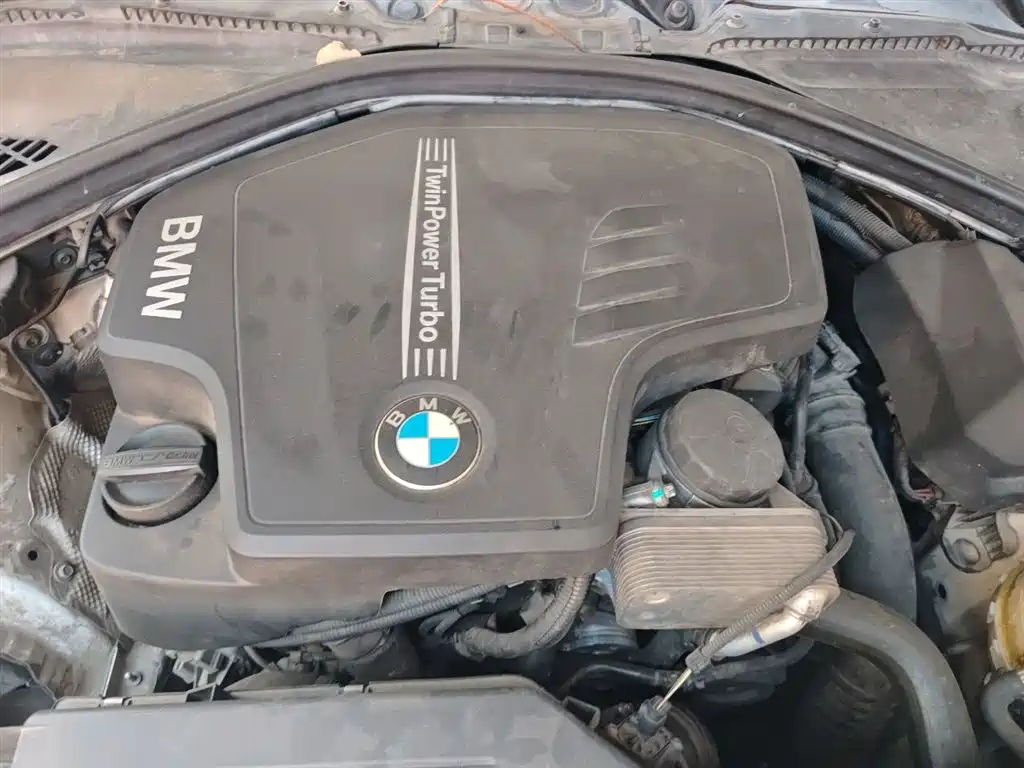 BMW 3 Series 2015 — фото 11