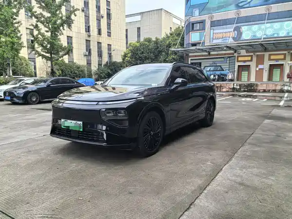 XPeng G9 2025