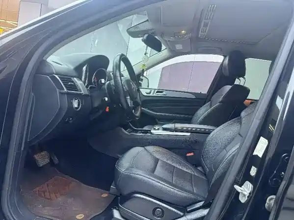 Mercedes-Benz M-Class 2014