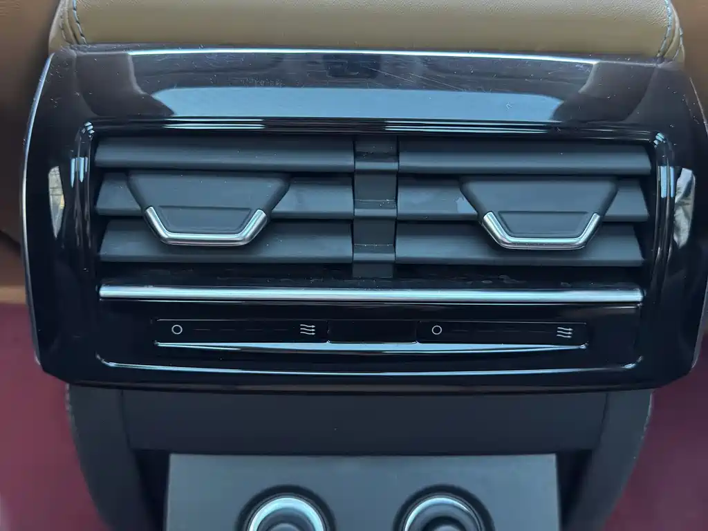 Audi A8 2024