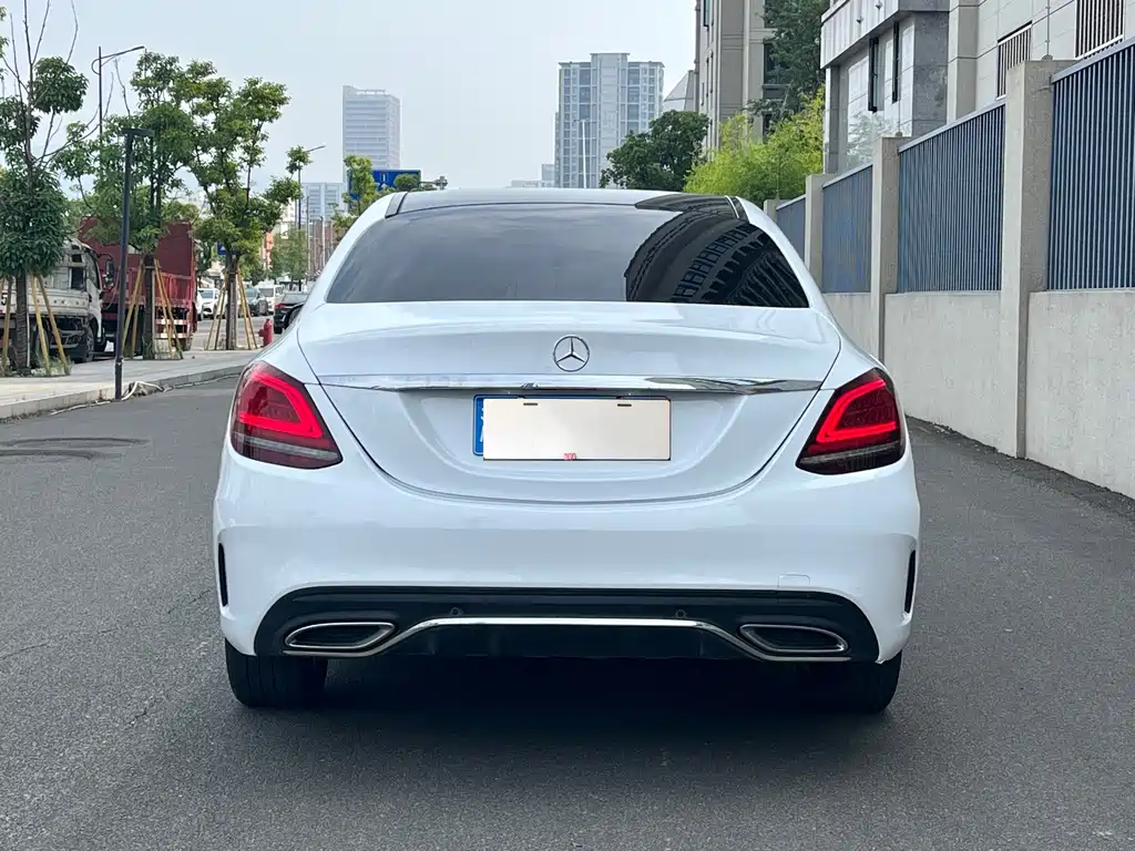 Mercedes-Benz C-Class 2020