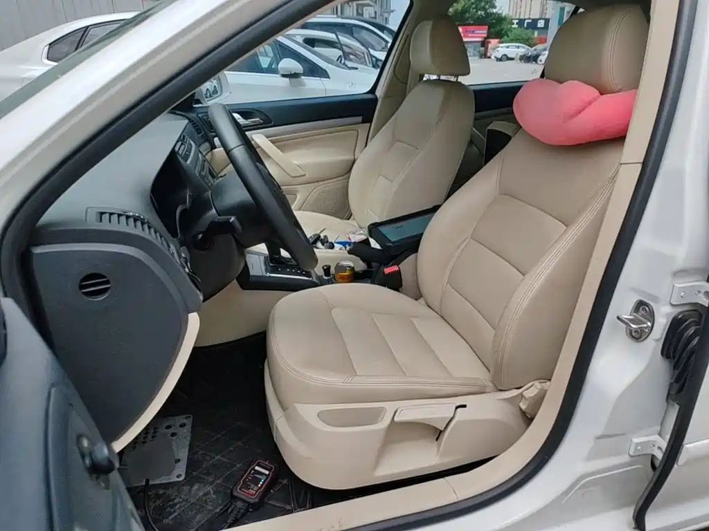 Skoda Octavia 2016 — фото 15