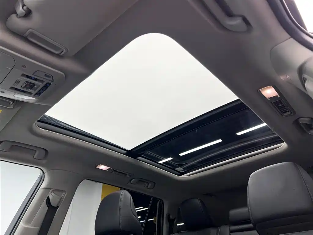 Toyota Highlander 2022 — фото 20