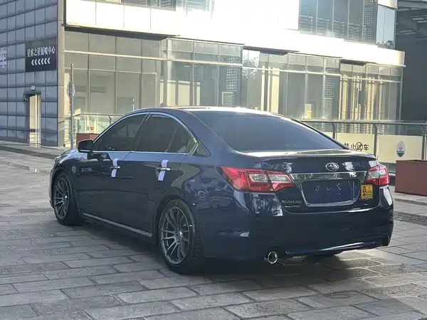Subaru Legacy 2017