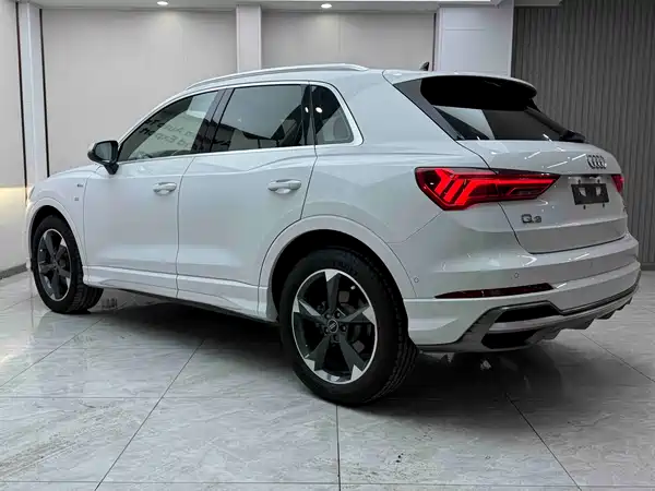 Audi Q3 2022
