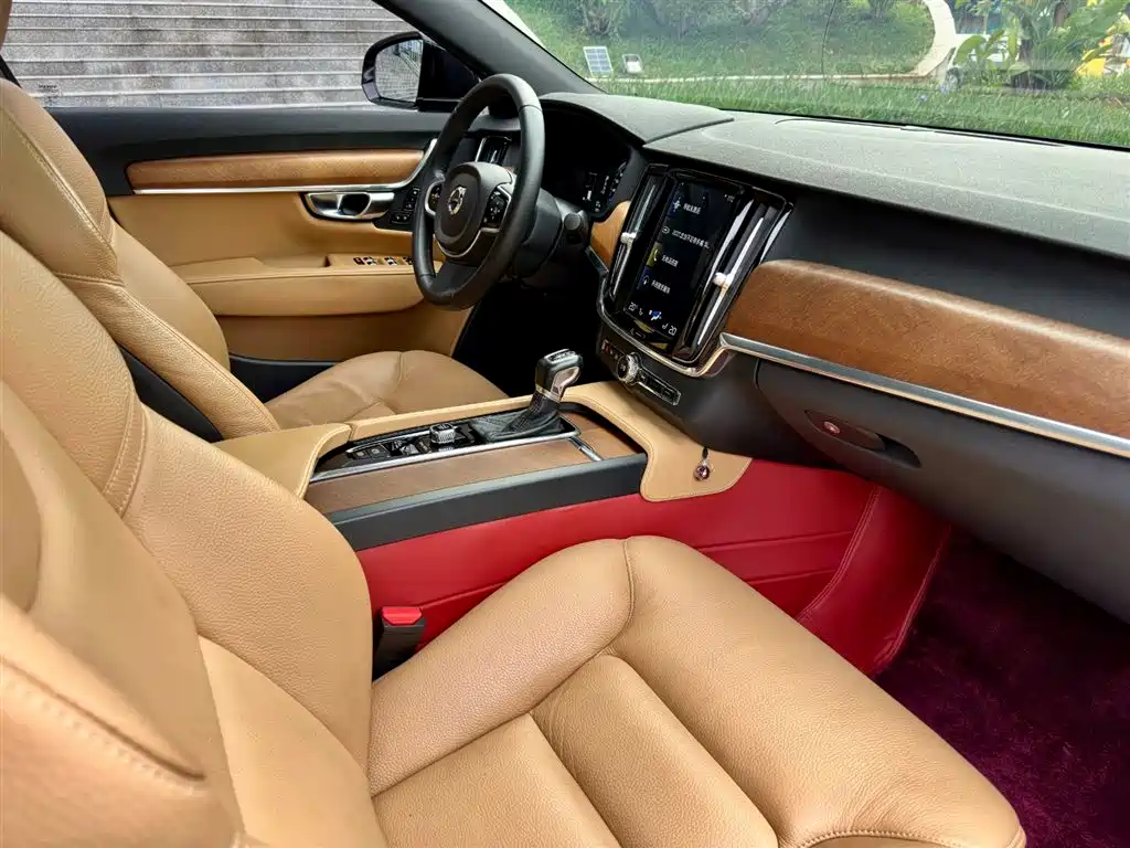 Volvo S90 2019 — фото 12
