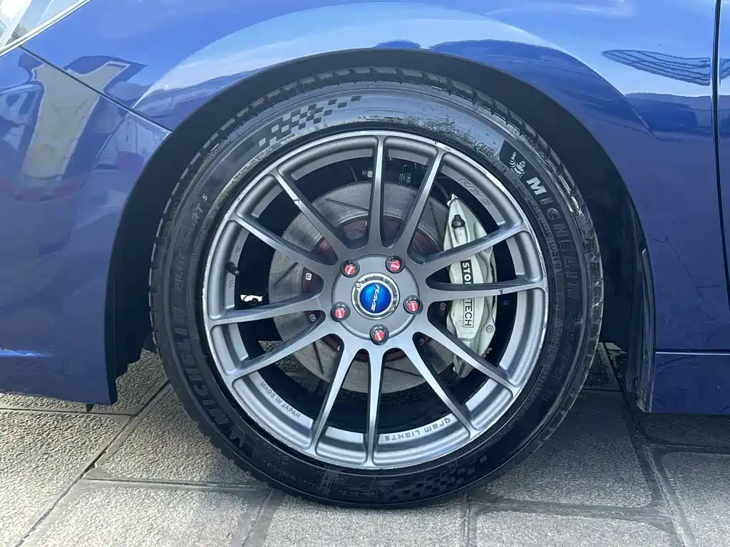 Subaru Legacy 2017 — фото 21