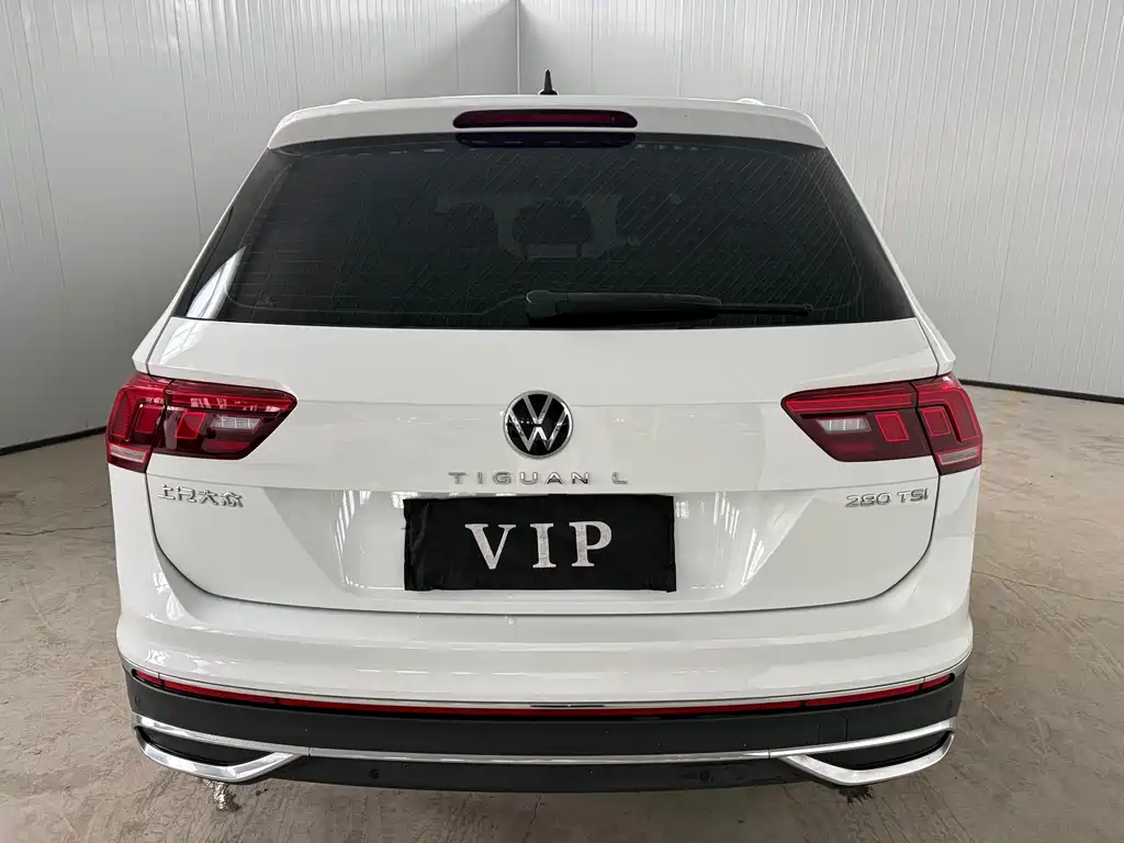 Volkswagen Tiguan L 2023