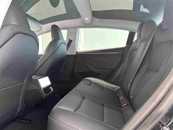 Tesla Model 3 2026