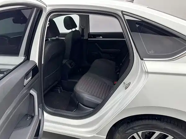 Volkswagen Lavida 2025