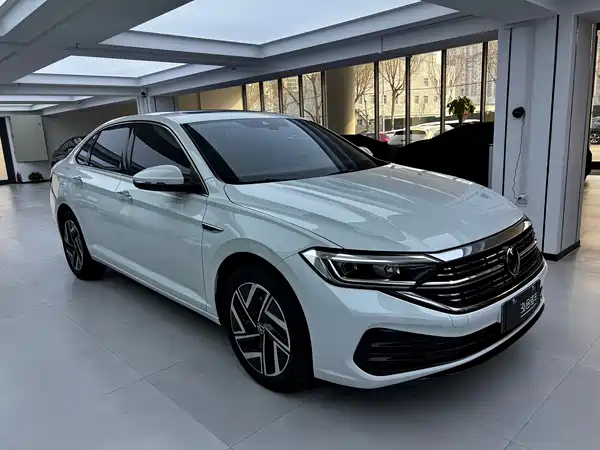 Volkswagen Sagitar 2024