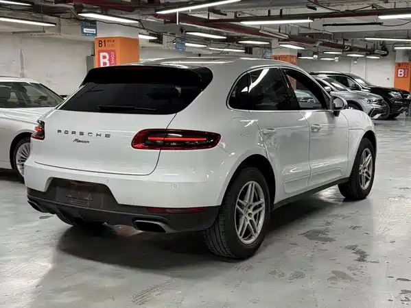 Porsche Macan 2017