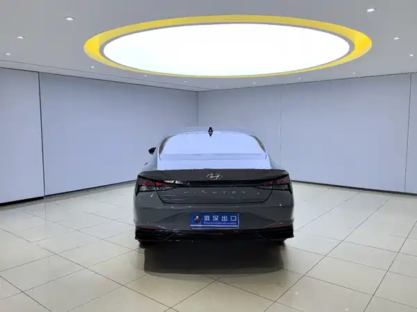 Hyundai Elantra 2023