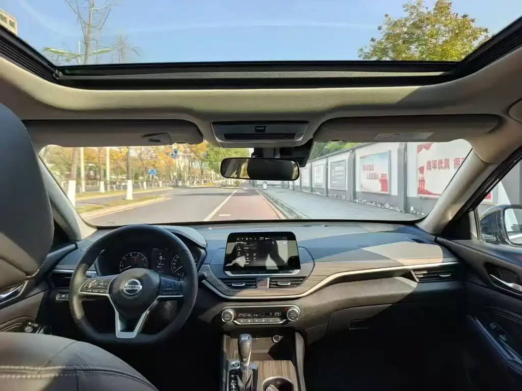 Nissan Teana 2021