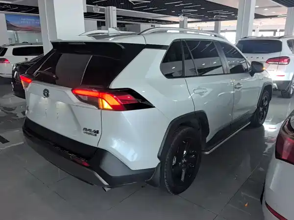 Toyota RAV4 2022