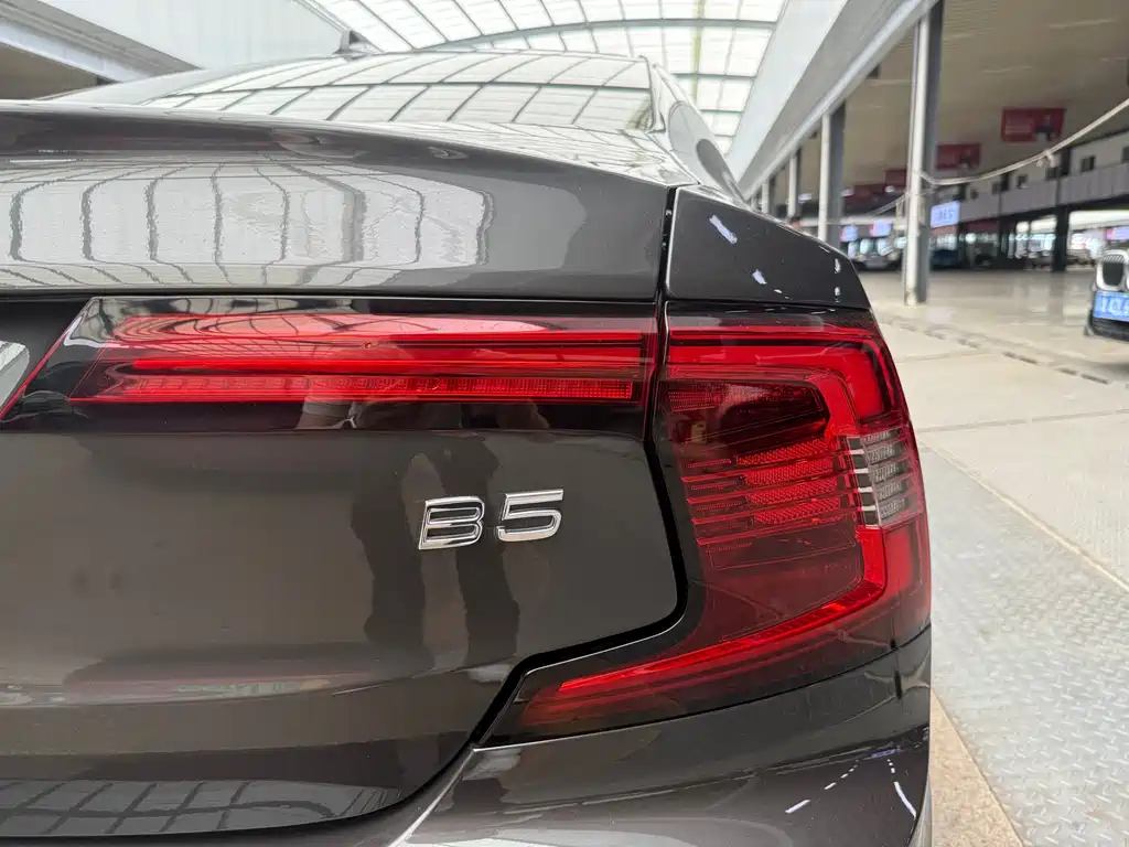 Volvo S90 2023 — фото 26